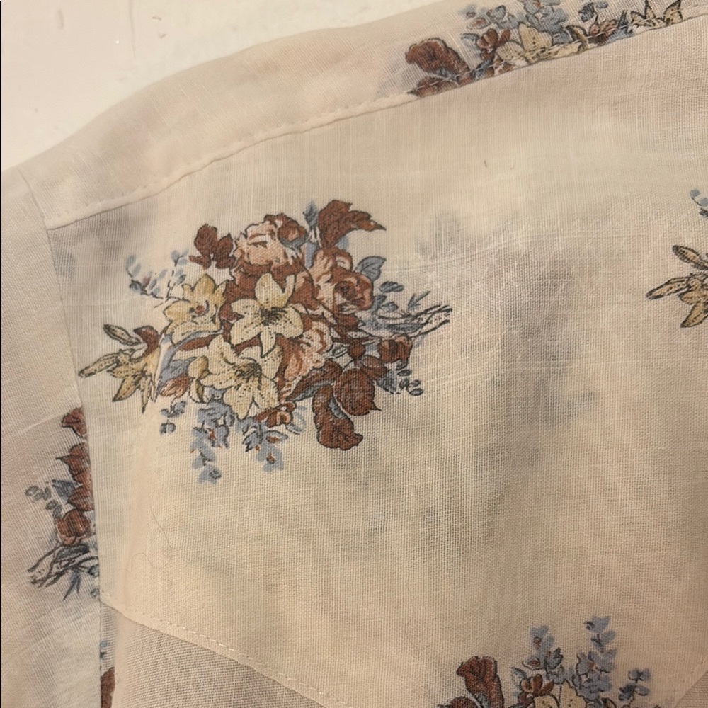 Off White Vintage Rustic Floral Print Western Shirt - Picture 7 of 15